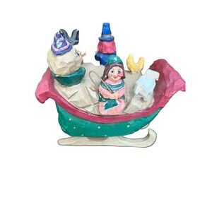 House of Hatten HTF Santa Nursery Rhyme Characters Christmas Sleigh 2000 Figure